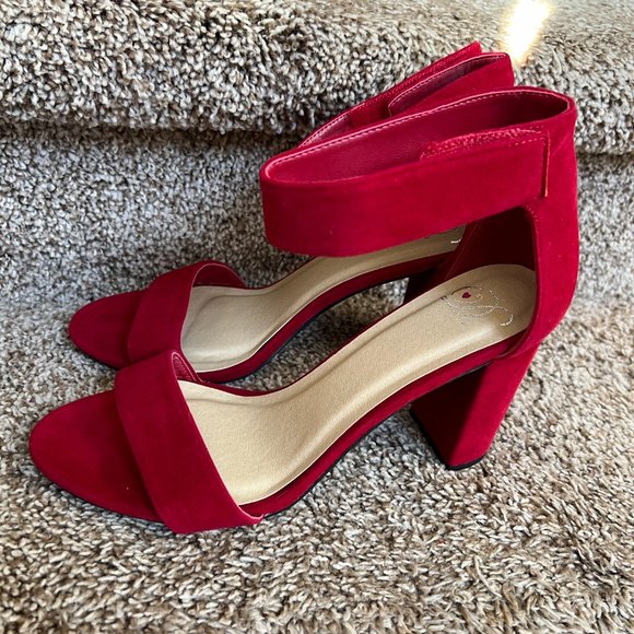 Non-Branded Women's Red Velvet Ankle Strap Heels - Picture 5 of 13